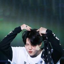 Profile Picture of Dang Ngoc Chau Anh (@Anna89256965) on Twitter