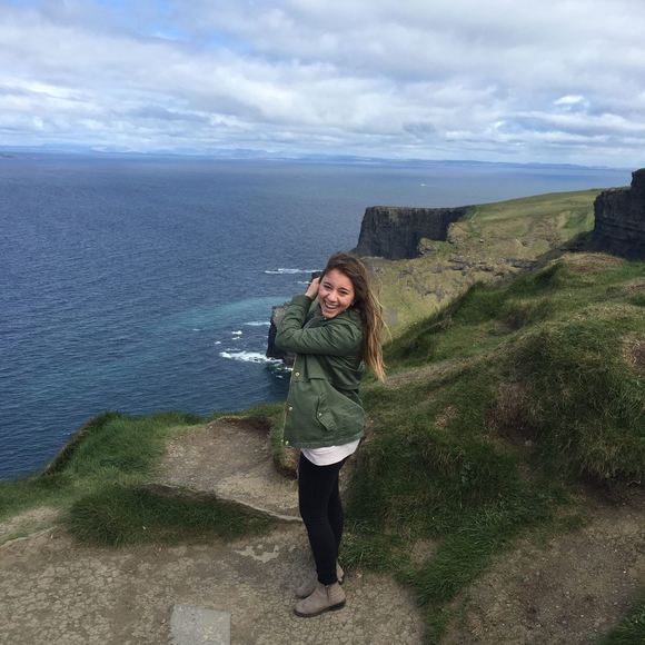 Profile Picture of Paige Laflamme (@paigetheflame) on Poshmark