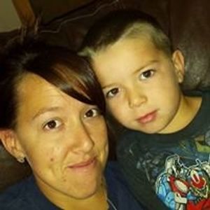 Profile Picture of Megan Hampton (@messymegra) on Myspace