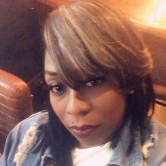 Profile Picture of Linda Dorsainvil (@josephld2000) on Poshmark