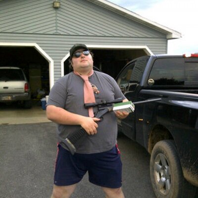 Profile Picture of Adam Straub (@asqb7) on Twitter