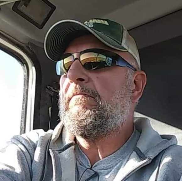 Profile Picture of Bruce Page (@brucepage) on Poshmark