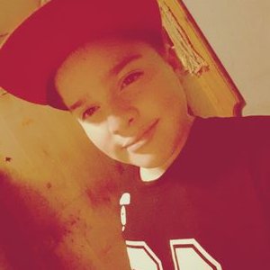 Profile Picture of Derek Hector Vargas (@dereck4749) on Twitter