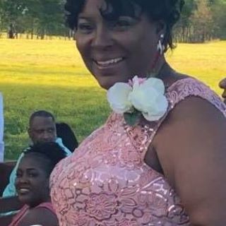 Paula Ealy Patterson - Facebook Profile Picture of Paula Ealy Patterson (@Paula-Ealy-Patterson) on Facebook