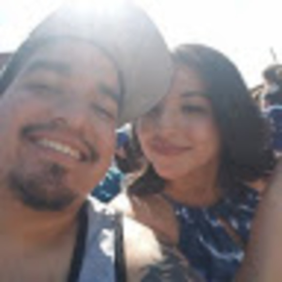 Profile Picture of Martin Balderama (@balderama3209) on Poshmark