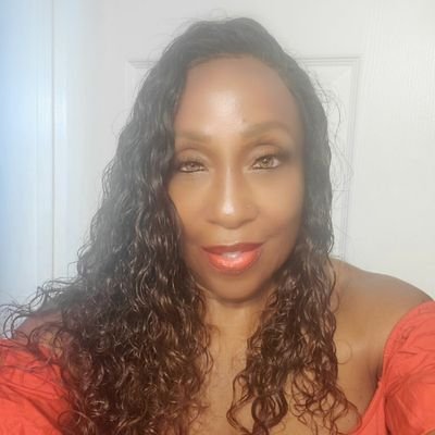 Profile Picture of Kim Whitlow (@KimWhitlow7) on Twitter