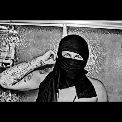 Profile Picture of Robert Bourbon (@bourbon_robert) on Twitter