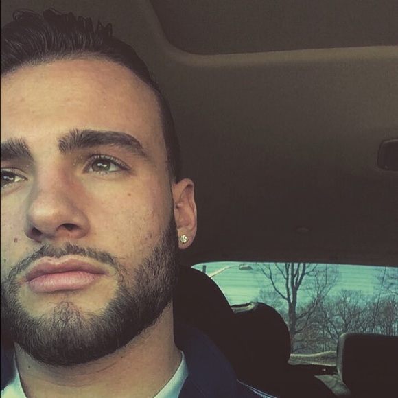 Profile Picture of John Colangelo (@johnc11) on Poshmark