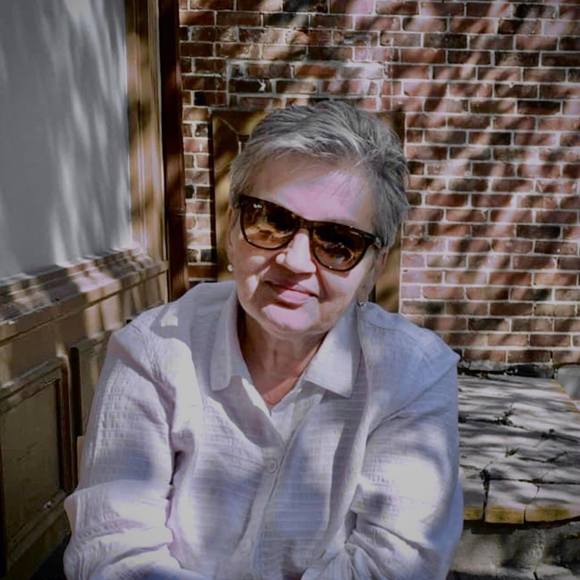 Profile Picture of Jasna Odobašić (@jasnao) on Poshmark