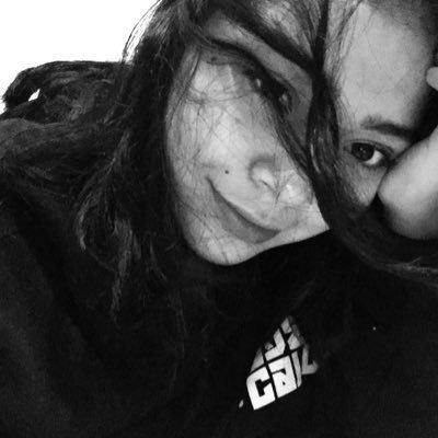 Profile Picture of Carolina_Jimenez (@carolyn123) on Twitter