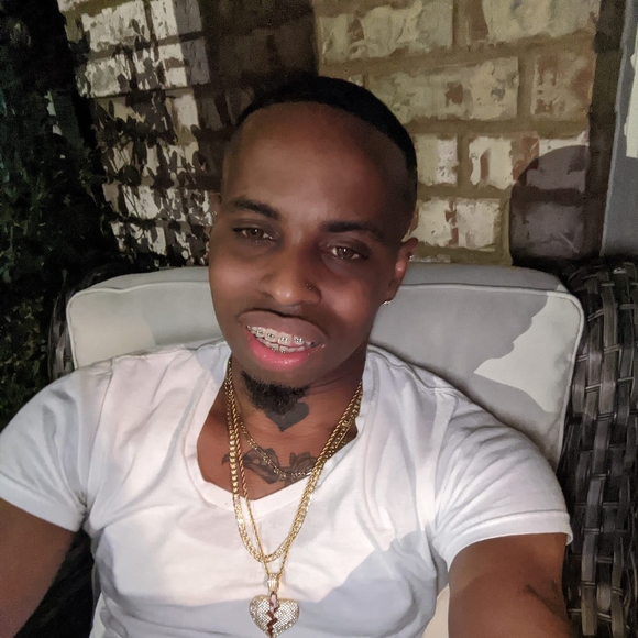 Kevin Claven - Poshmark Profile Picture of Kevin Claven (@kevinclaven) on Poshmark