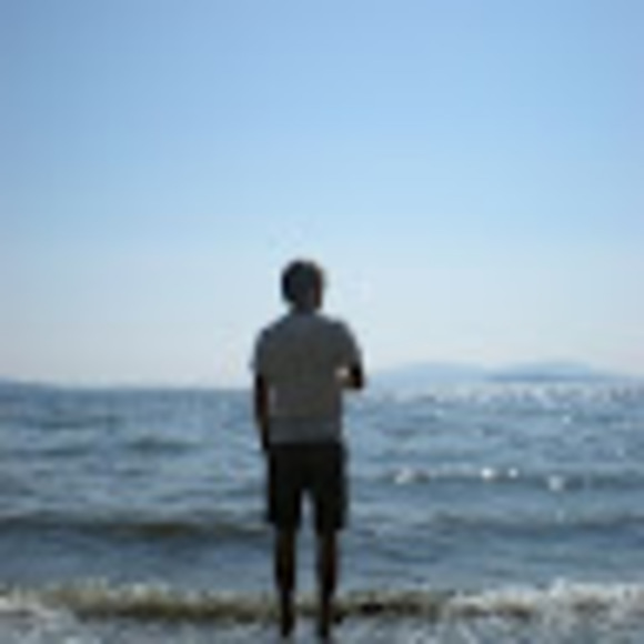 Profile Picture of Max Calenberg (@farsideoff) on Poshmark