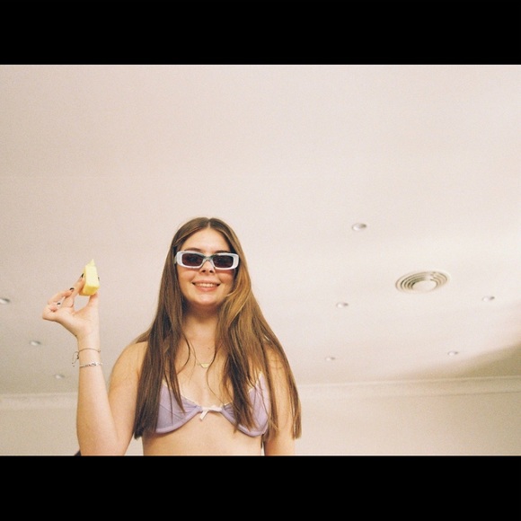 Profile Picture of Bianca Paul (@biancapaul426) on Poshmark