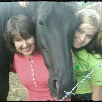 Profile Picture of Kim Poindexter (@pennyaustin1965) on Twitter