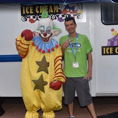 Profile Picture of David (@dparish83) on Twitter