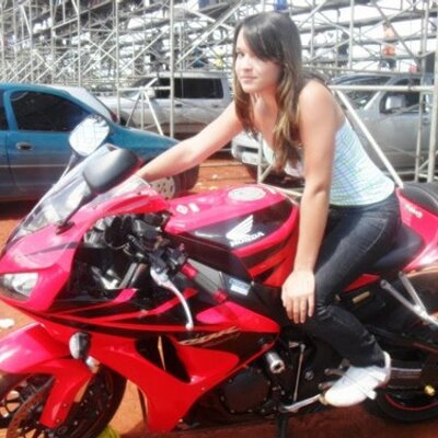 Profile Picture of Jessica Dos Santos (@JeehKapetchaa15) on Twitter