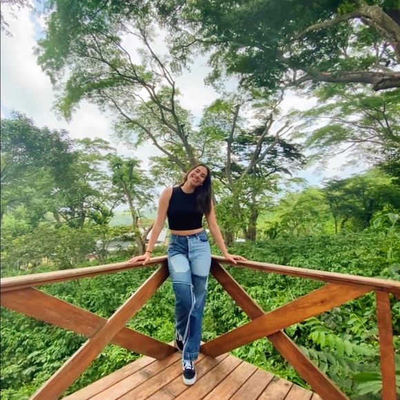 Profile Picture of Lucianna Escobar (@lu_escobar2007) on Poshmark