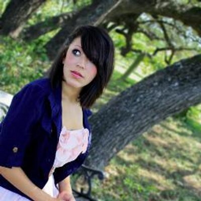 Profile Picture of Crystal Galvan (@crystalgalvan2) on Twitter