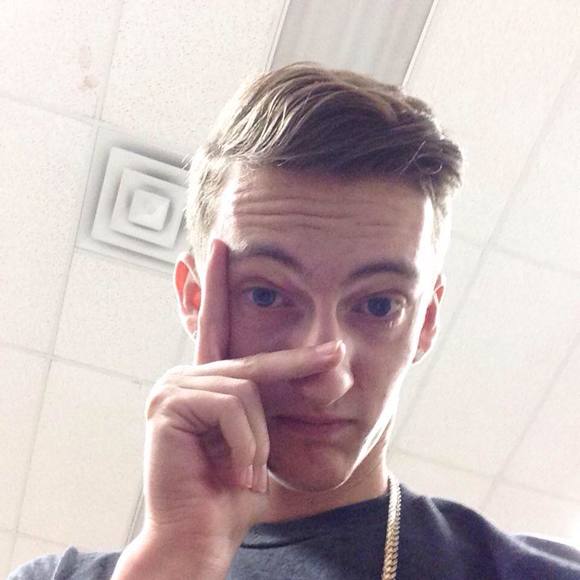 Profile Picture of Preston Longbrake (@plongbrake) on Poshmark