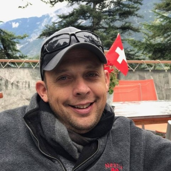 Profile Picture of Josh Walling (@jjwalling30) on Poshmark