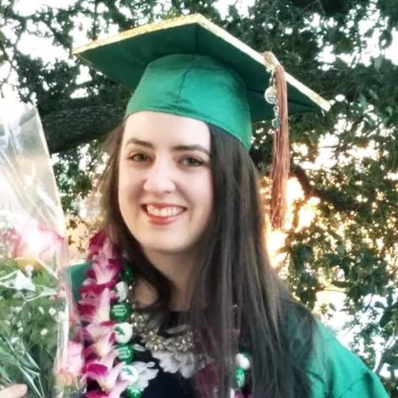 Profile Picture of Emily Barron (@elimeesue) on Poshmark