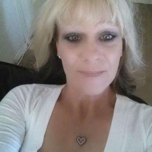 Profile Picture of Shelly Ogle (@ffa04a41497e4af) on Twitter
