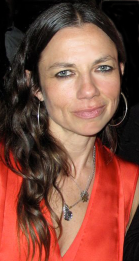 Profile Picture of Justine Batemanon Wikipedia