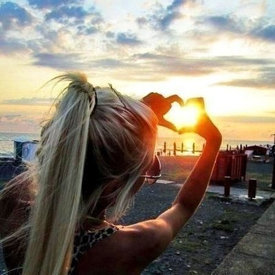 Profile Picture of Sonia Holmes (@BowerBatts) on Twitter