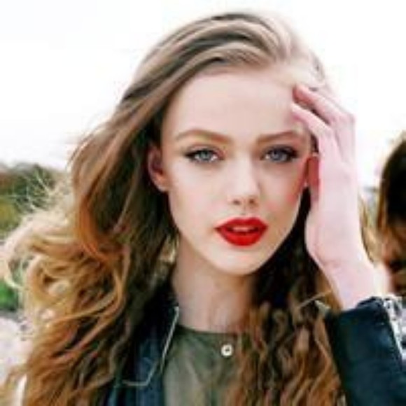 Profile Picture of Christopher Keane (@hurburtma) on Poshmark