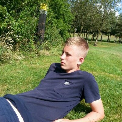 Profile Picture of Tom Stratton (@TomStrattonx) on Twitter