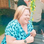 Profile Picture of Sharon 'Yarnton' Barry (@dolalishaz) on Instagram