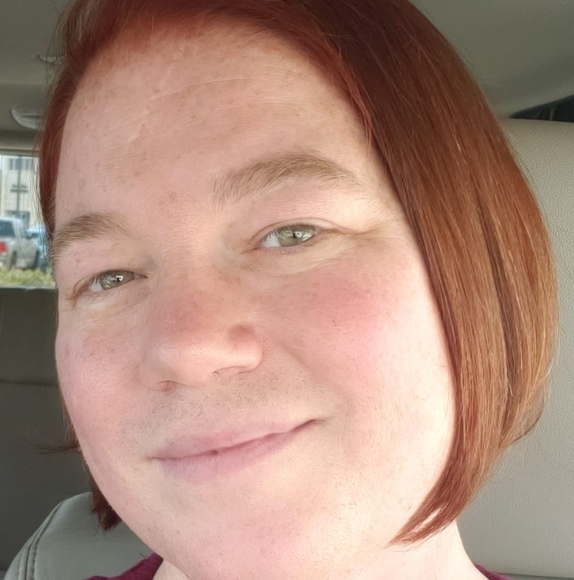 Profile Picture of Tatum Steinmetz (@tatumlu) on Poshmark