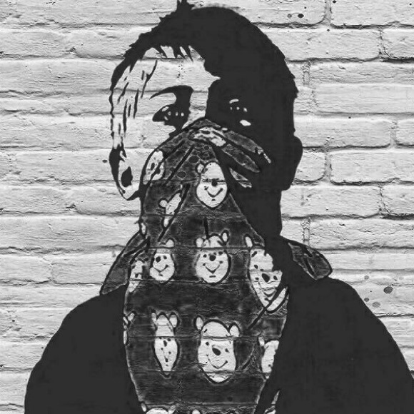 Profile Picture of Mikaeel Hoseini (@miki_hsn) on Poshmark