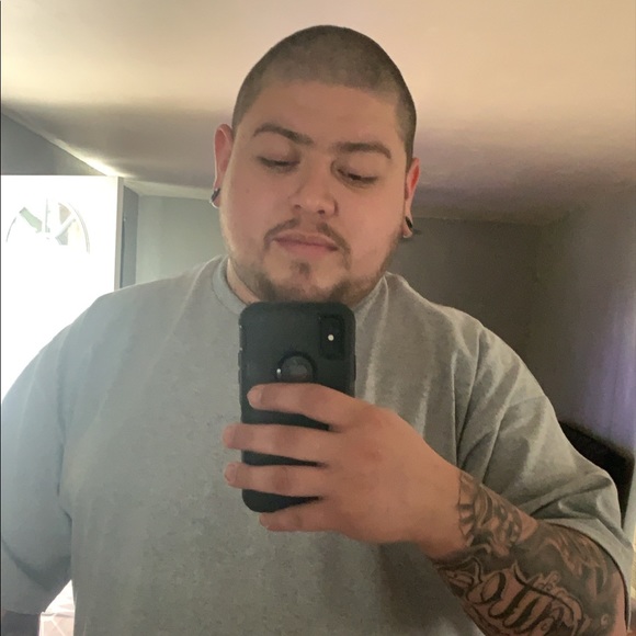 Matthew Kaites - Poshmark Profile Picture of Matthew Kaites (@matt_kaites) on Poshmark