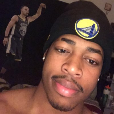 Profile Picture of Mfon Ekiko (@Mfon_Ekiko) on Twitter