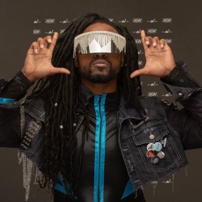 Profile Picture of Terry Brooks (@AshtonIsAStarr) on Twitter