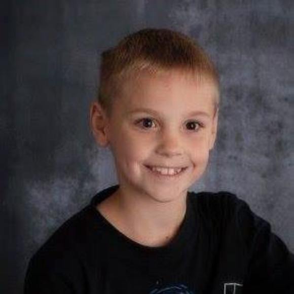 Profile Picture of Brandon Campbell (@brandoncampb435) on Poshmark