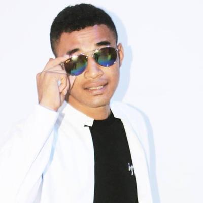 Profile Picture of Ian Hendrik (@sean_mebri) on Twitter