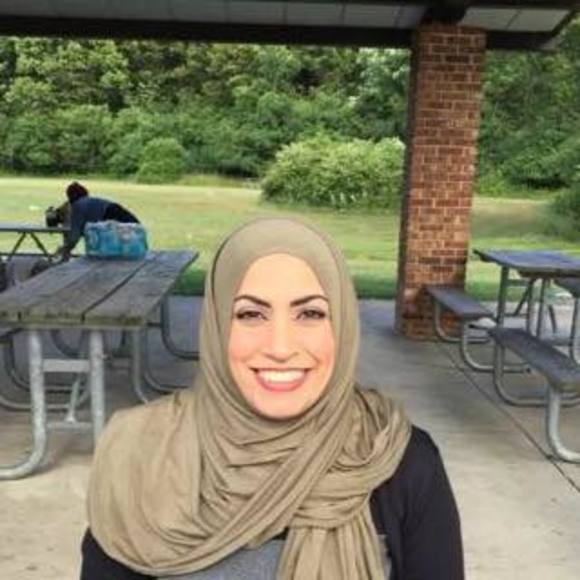 Profile Picture of Magida Abed (@maggieil31) on Poshmark