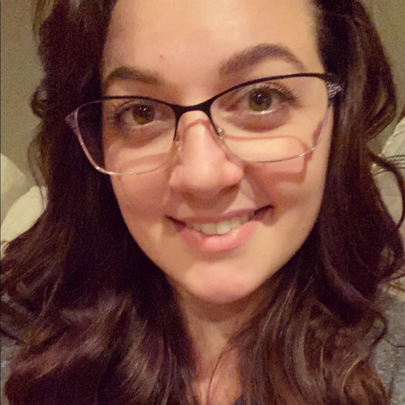 Shelby Lester - Poshmark Profile Picture of Shelby Lester (@shelbyp20) on Poshmark