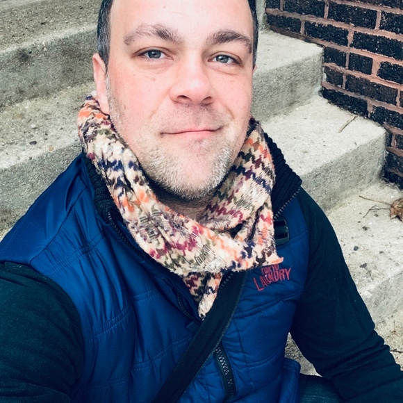 Profile Picture of Jeffrey Dangel (@jeffreydangel) on Poshmark