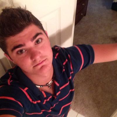 Profile Picture of Cody Temple (@golf_temple) on Twitter