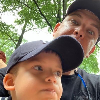 Profile Picture of Bob Griffith (@BobGriff77) on Twitter