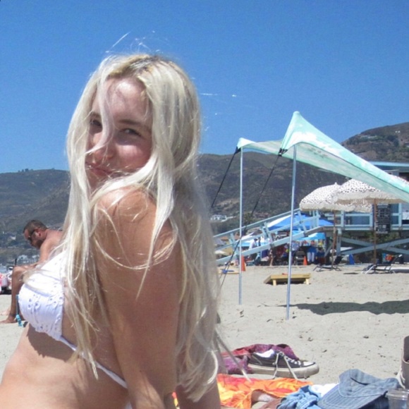 Profile Picture of Reese Paddock (@reesepaddock) on Poshmark