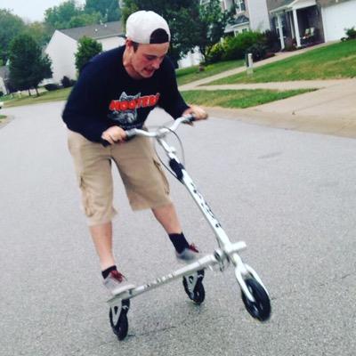 Profile Picture of Andy Small-Stream (@FcCreek) on Twitter