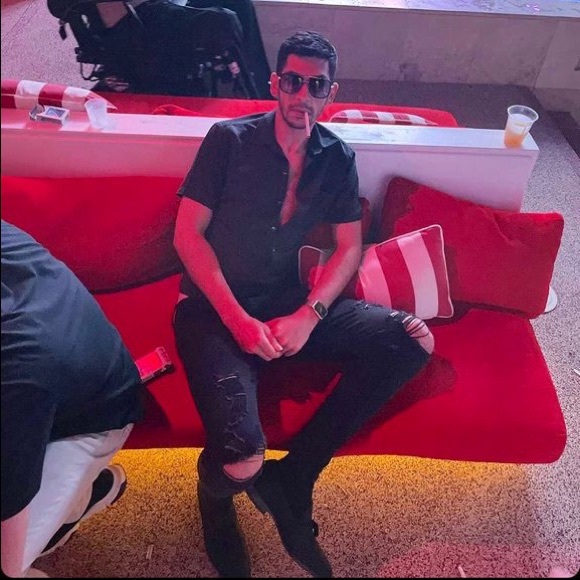 Profile Picture of Kevin Eli (@kidmfcudi) on Poshmark