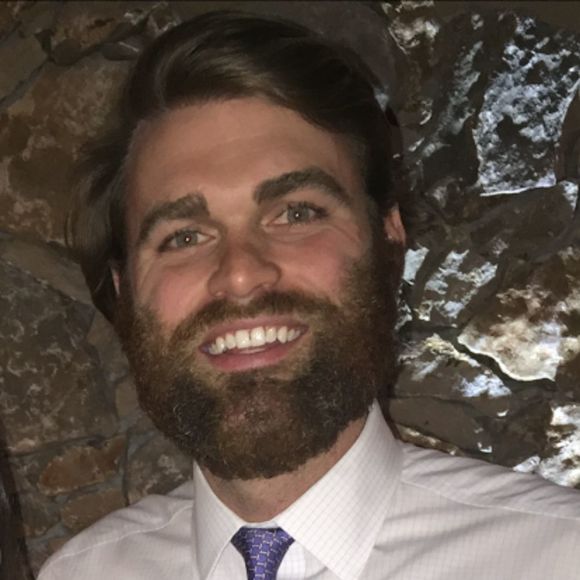 Profile Picture of Matthew Hiller (@kingofthehiller) on Poshmark