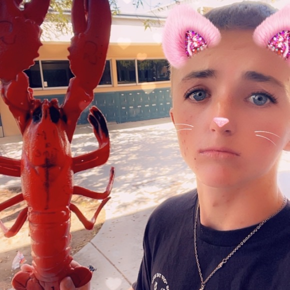 Profile Picture of Sean Jestand (@seanjestand) on Poshmark