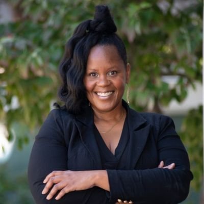 Profile Picture of Lorrie Brown (@Lorrie4Ventura) on Twitter