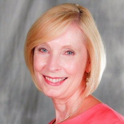 Profile Picture of Jennifer Bryan (@JenniferB54) on Twitter